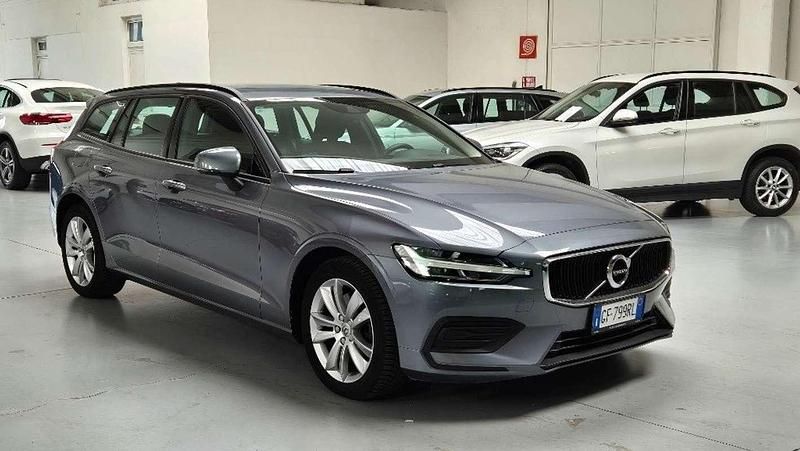 Usata Volvo V60 Business Edition 197 CV (144 kW) 2021 Grigio Station wagon