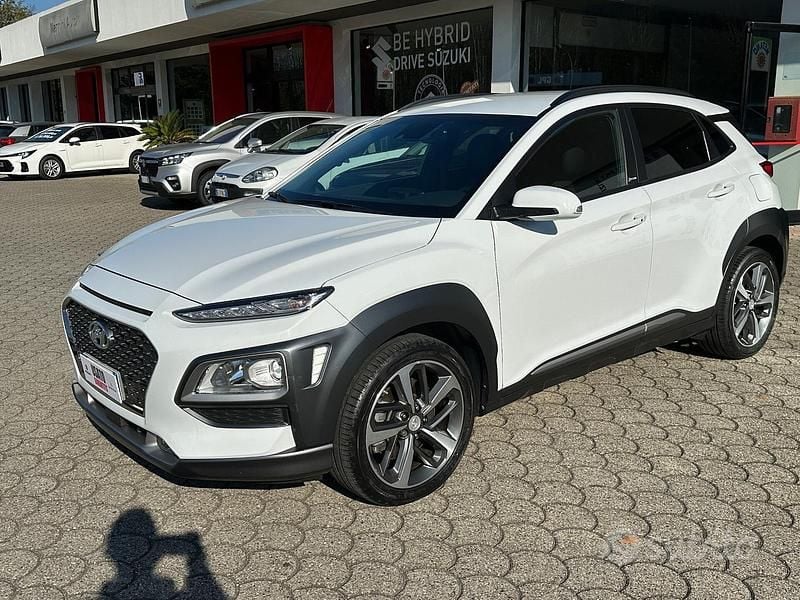 Bianco Usata 2018 Hyundai Kona Xpossible SUV | 13.500 € (Ottimo prezzo) - Immagine 1/4