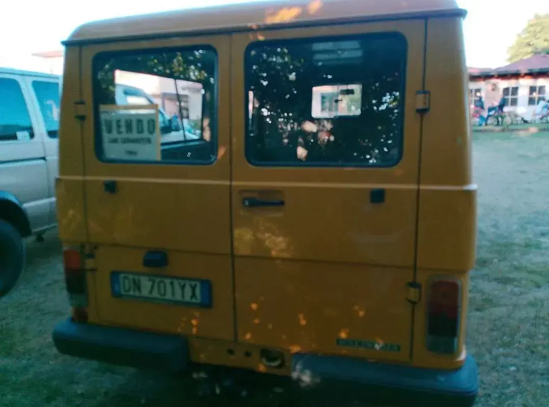 Usata VW LT 90 CV (66 kW) 1984 Giallo Monovolume