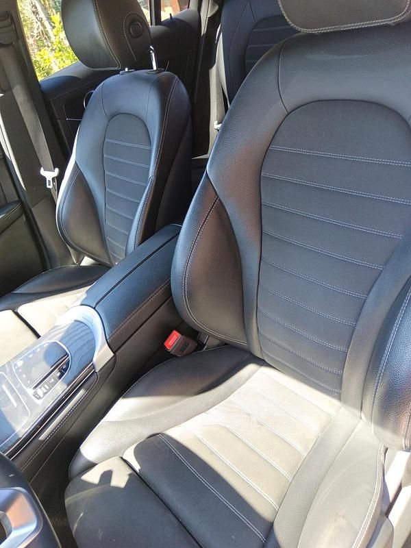 Begagnad Mercedes GLC220 Premium 258 HK (189 kW) 2019 Grå Kombi