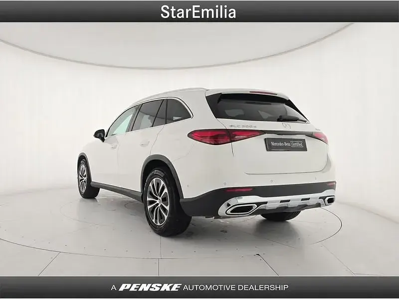 Usata Mercedes GLC200 Advanced 163 CV (119 kW) 2025 Bianco SUV