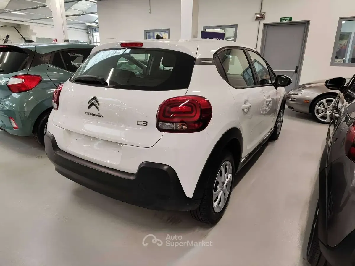 Usata Citroën C3 83 CV (61 kW) 2022 Alpine white Utilitaria