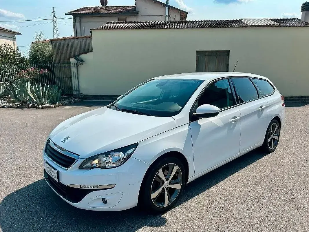 Usata Peugeot 308 Allure 120 CV (88 kW) 2017 Bianco Station wagon