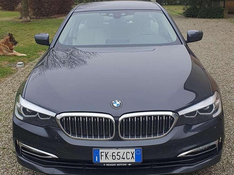 Usata BMW 520 Luxury Line 190 CV (139 kW) 2017 Grigio Berlina