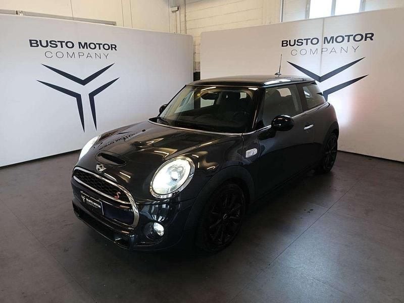 Usata Mini Cooper SD Business 170 CV (125 kW) 2018 Grigio/nero / metallizzato Utilitaria