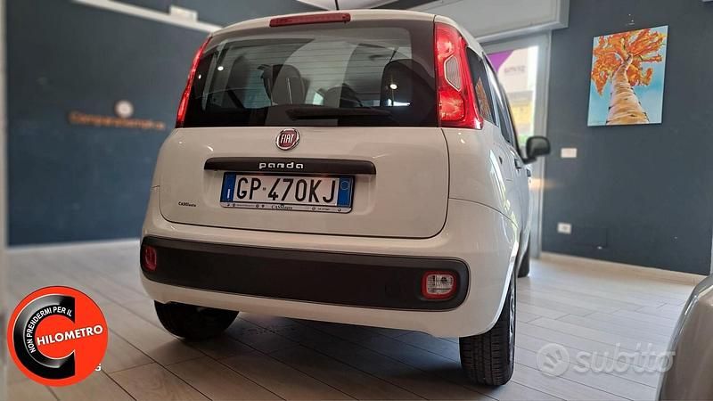 Bianco Usata 2016 Fiat Panda Lounge Tre volumi | 7500 € (Buon prezzo) - Immagine 1/4