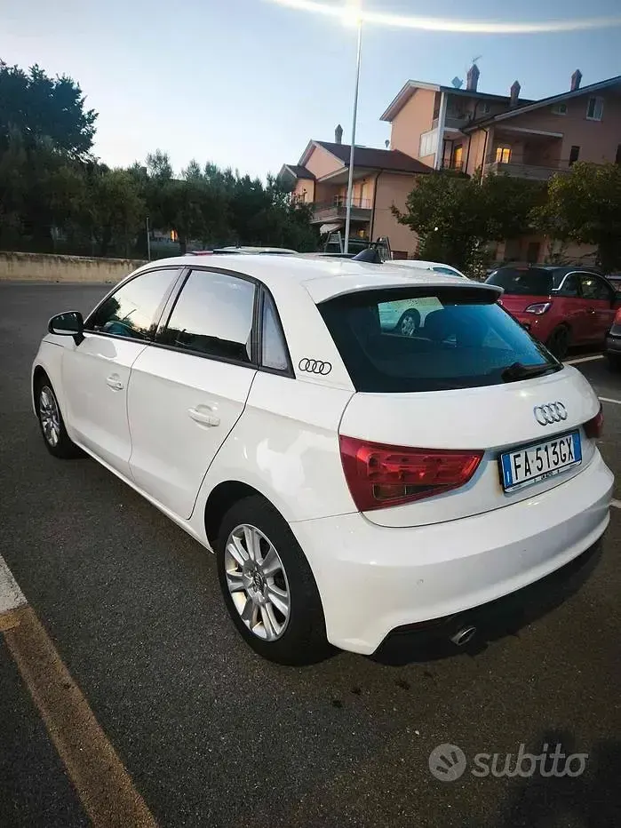 Usata Audi A1 Sportback 90 CV (66 kW) 2015 Bianco Utilitaria