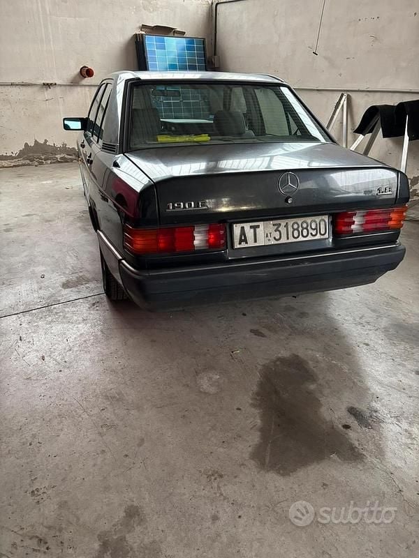 Usata Mercedes 190 1991 Grigio Berlina