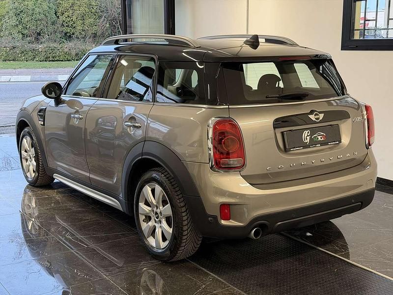 Usata Mini Cooper D Countryman Business 150 CV (110 kW) 2017 Argento SUV