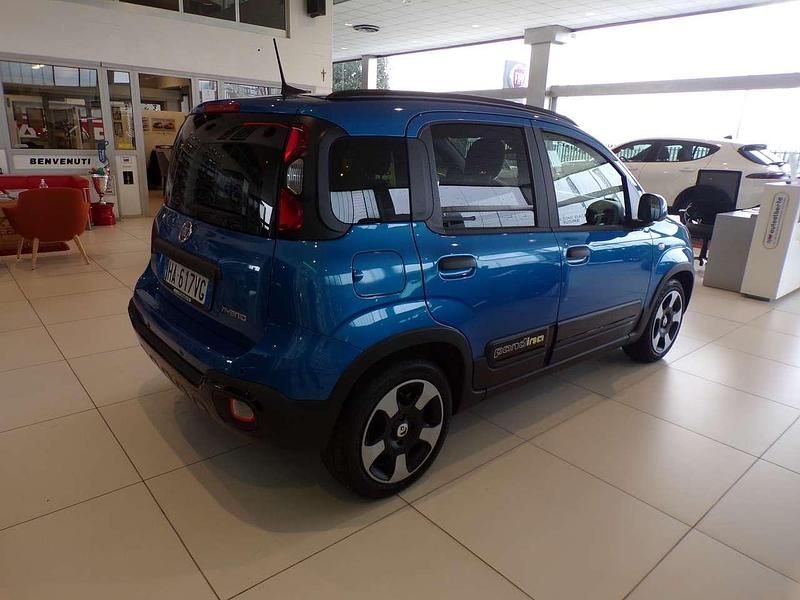 Nuova Fiat Panda Cross Cross 69 CV (50 kW) 2025 Blu italia metallizzato Utilitaria
