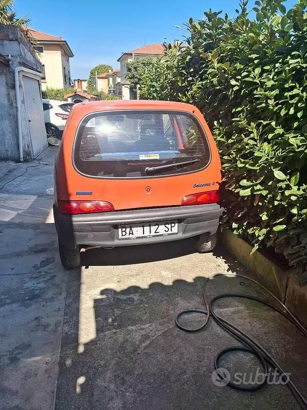 Usata Fiat 600 1999 Rosso Berlina