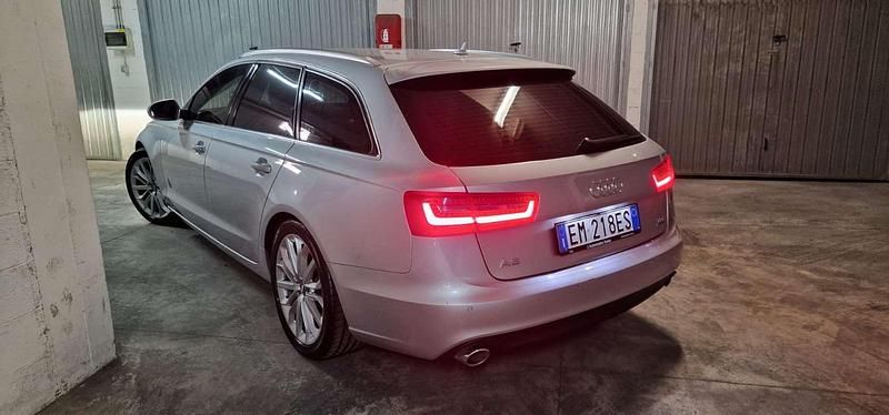 Usata Audi A6 245 CV (180 kW) 2012 Argento Station wagon