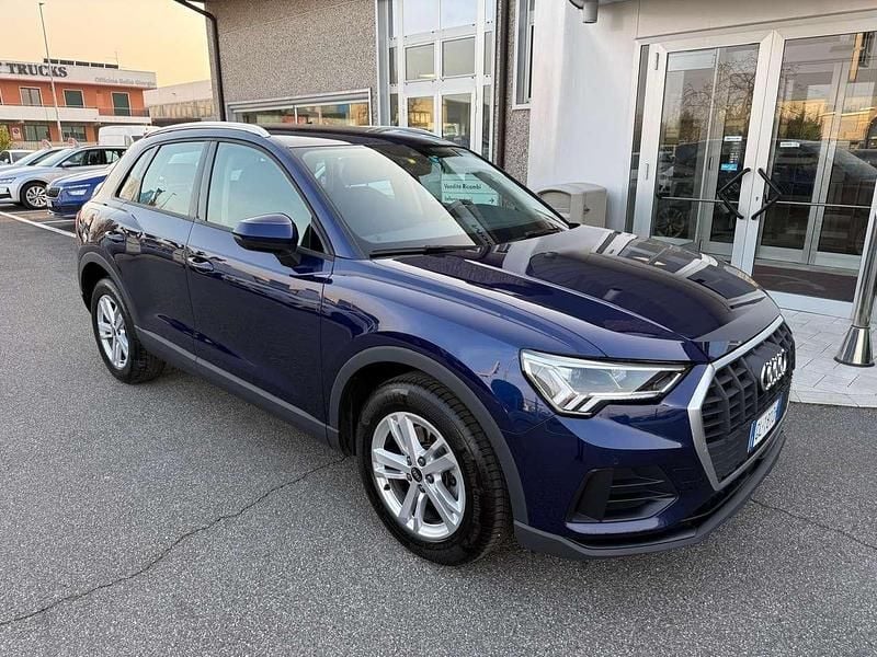 Usata Audi Q3 Business 150 CV (110 kW) 2022 Blu/azzurro SUV
