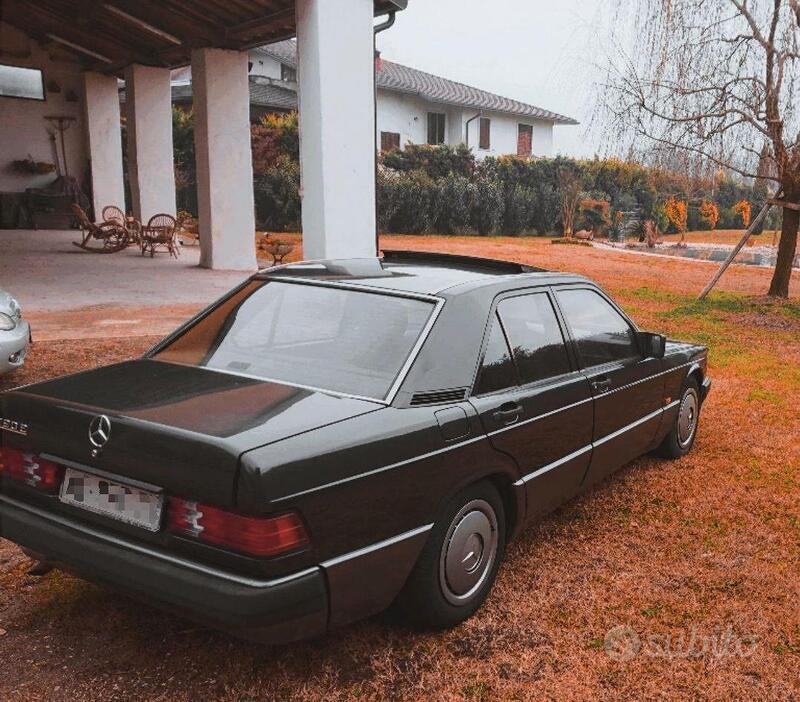 Usato 1990 Mercedes 190 2.0 CNG_Hybrid 122 CV (3.400 €)