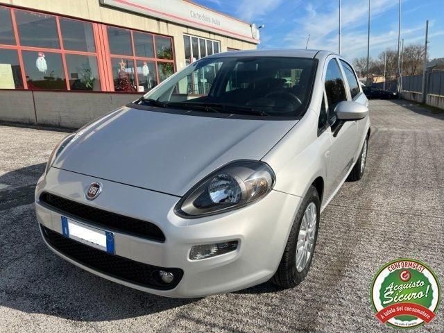 Usata Fiat Punto Lounge 95 CV (69 kW) 2017 Grigio(met.) Utilitaria