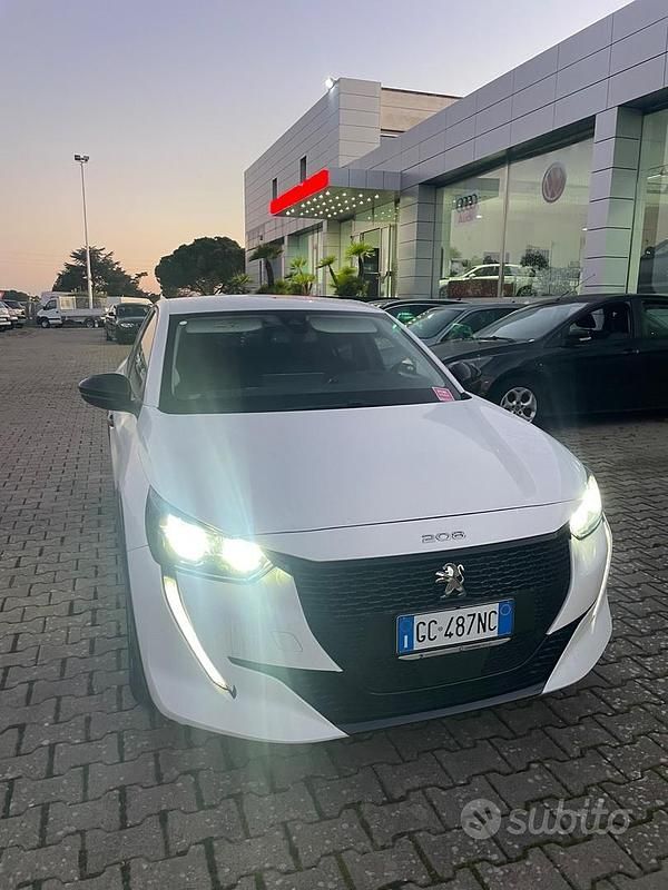 Usata Peugeot 208 100 kW (136 CV) 2020 Bianco Utilitaria