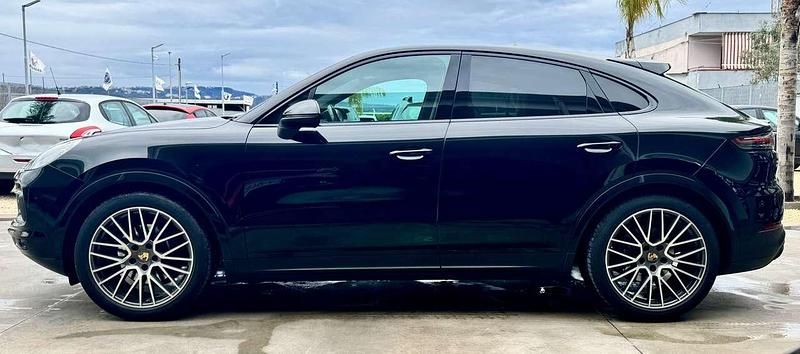 Usata Porsche Cayenne Coupe Platinum Edition 340 CV (250 kW) 2022 Nero Coupé