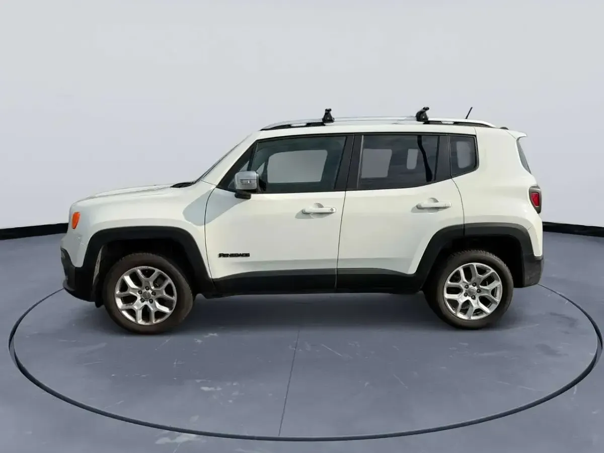 Usata Jeep Renegade Limited 140 CV (102 kW) 2016 Bianco SUV