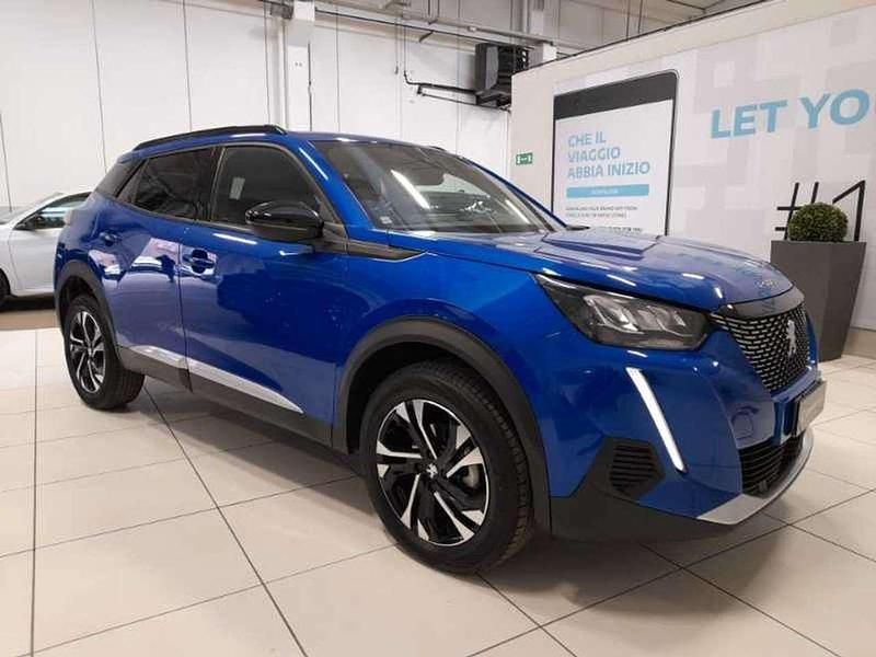 Usata Peugeot 2008 Allure 131 CV (96 kW) 2023 Blu SUV