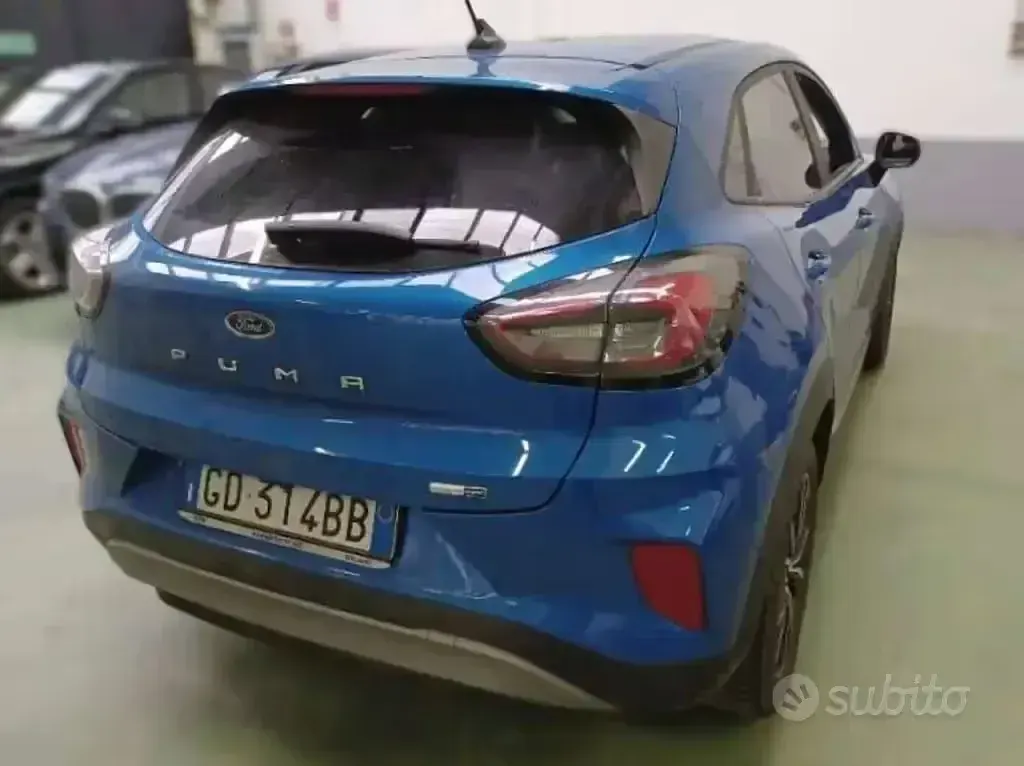 Usata Ford Puma Titanium 125 CV (91 kW) 2020 Blu/azzurro SUV