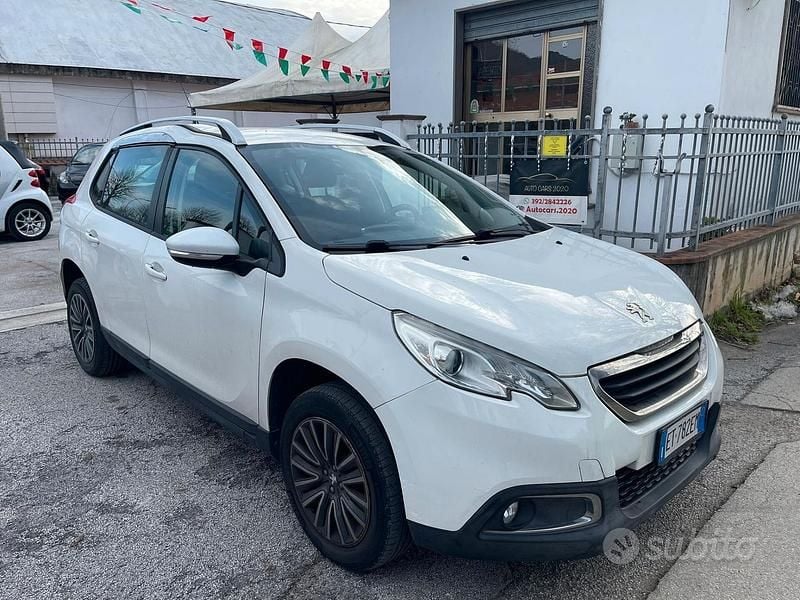 Bianco Usata 2014 Peugeot 2008 Allure SUV | 5900 € (Buon prezzo) - Immagine 1/4