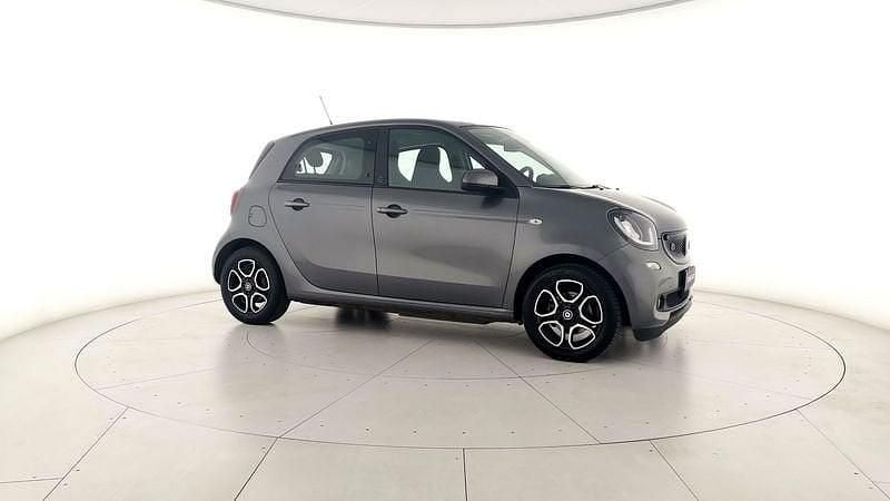Begagnad Smart ForFour Electric Drive Passion 60 kW (82 HK) 2019 Grå Sedan