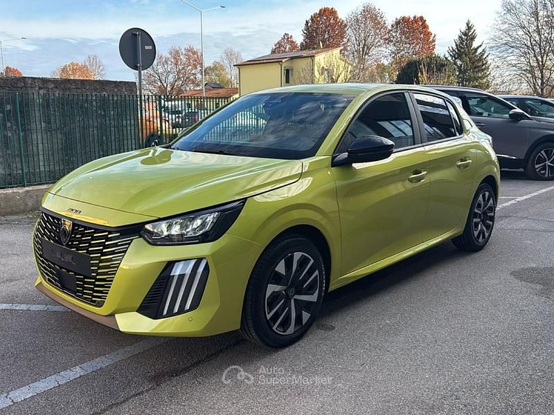 Nuova Peugeot 208 Business-Line 110 CV (80 kW) 2026 Giallo Utilitaria