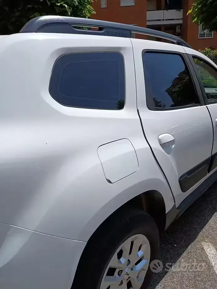 Usata Dacia Duster 101 CV (74 kW) 2023 Bianco SUV