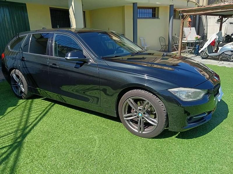 Usata BMW 318 M Sport 143 CV (105 kW) 2014 Nero Station wagon