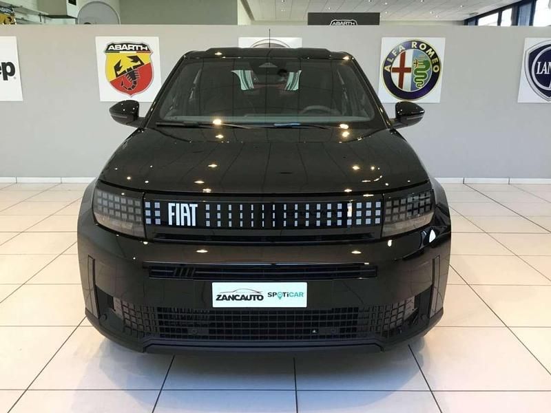 Nuova Fiat Grande Panda Icon 110 CV (80 kW) 2026 Nero Utilitaria