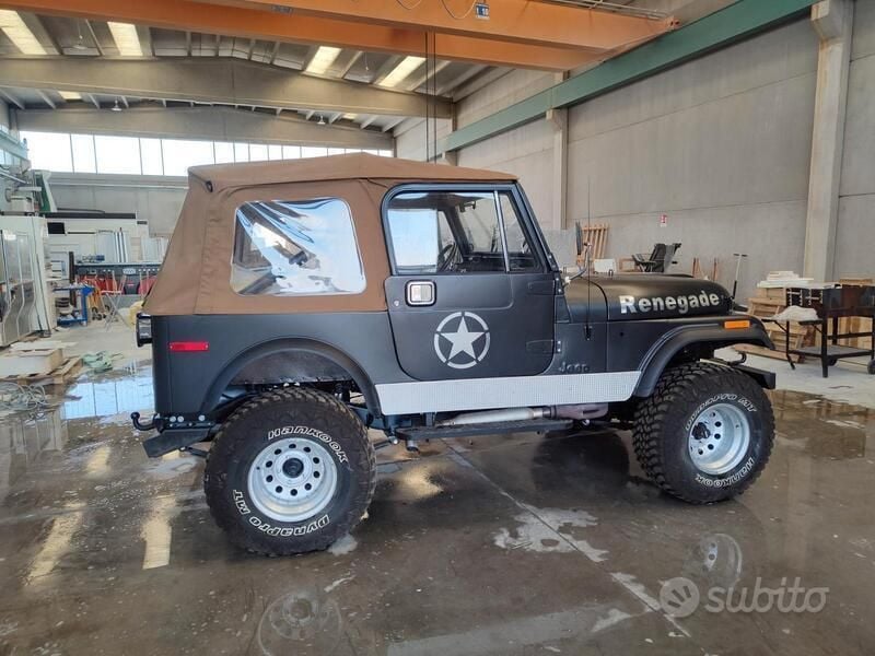 Usata Jeep CJ 1981 Nero