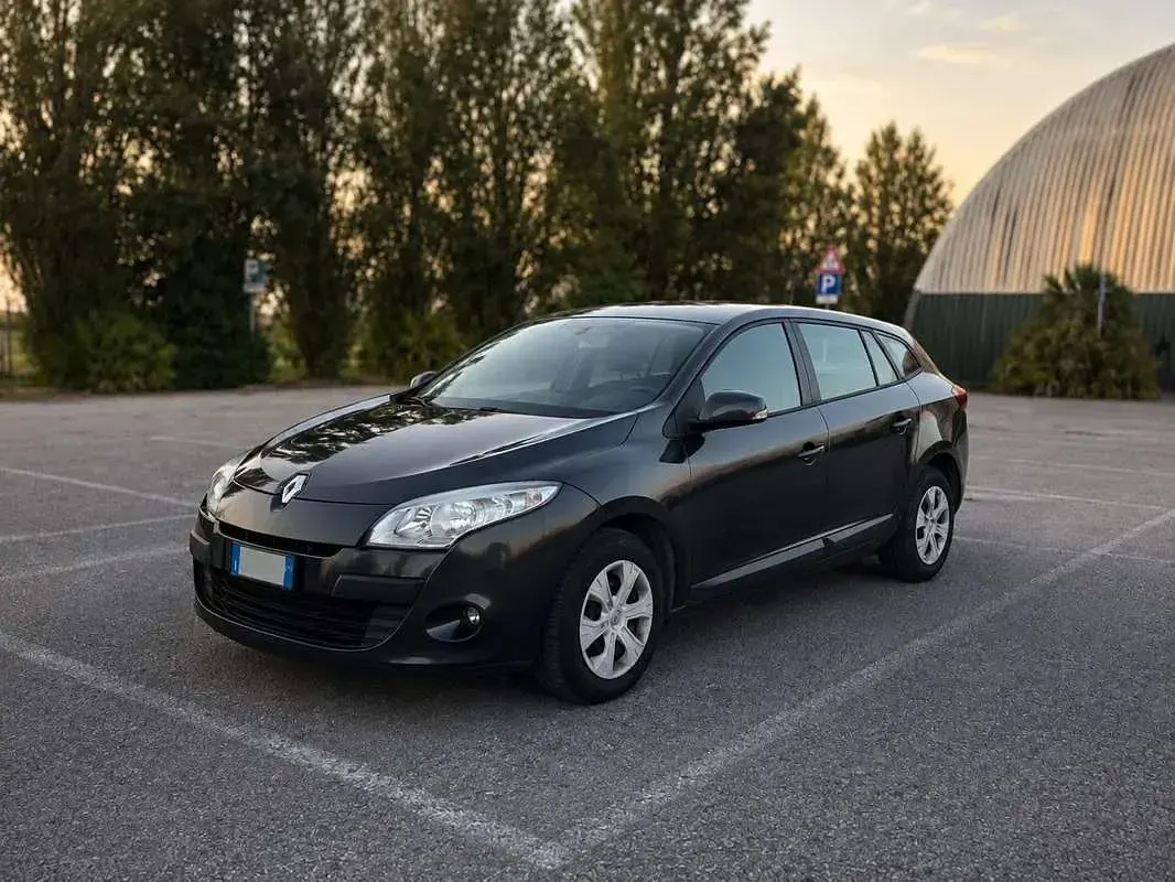 Usata Renault Mégane GrandTour 90 CV (66 kW) 2011 Station wagon