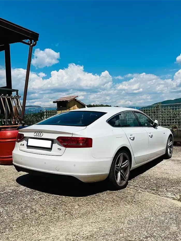 Usata Audi A5 Sportback S-Line 143 CV (105 kW) 2012 Bianco Utilitaria