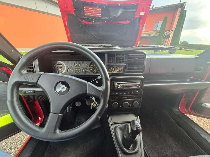 Usata Lancia Delta 205 CV (150 kW) 1991 Rosso Utilitaria