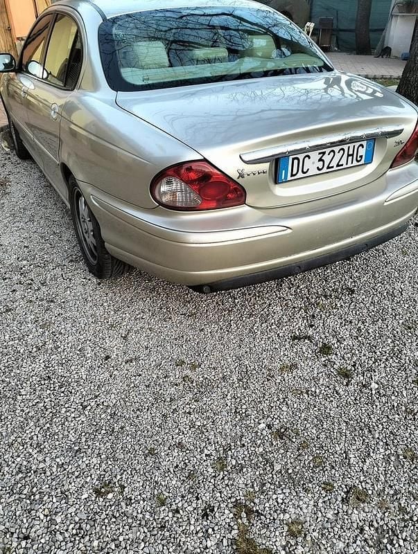 Usata Jaguar X-type 130 CV (95 kW) 2006 Berlina