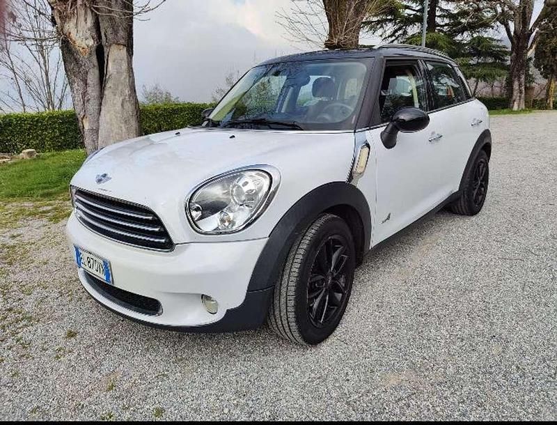 Usata Mini Cooper D Countryman 111 CV (81 kW) 2012 Bianco SUV