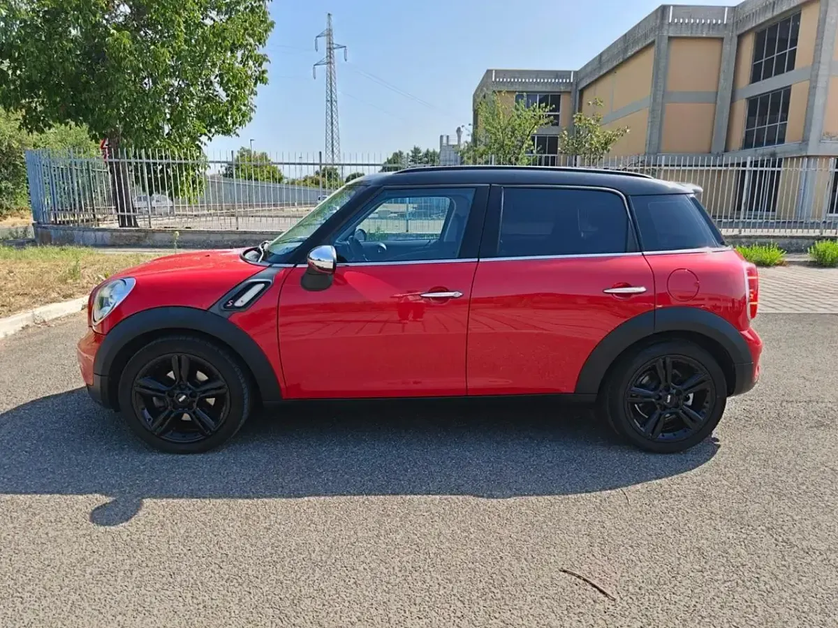 Usata Mini Cooper SD Countryman 142 CV (104 kW) 2012 Rosso SUV