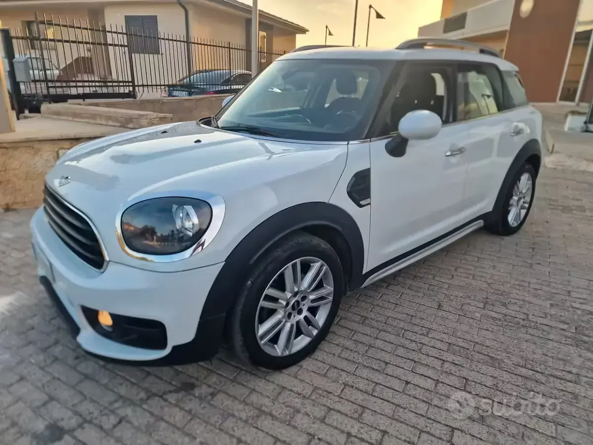 Usata Mini Cooper D Countryman Hype 150 CV (110 kW) 2019 Bianco SUV