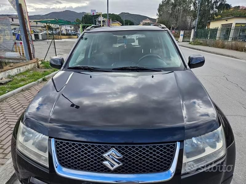 Usata Suzuki Vitara 129 CV (94 kW) 2006 Nero SUV