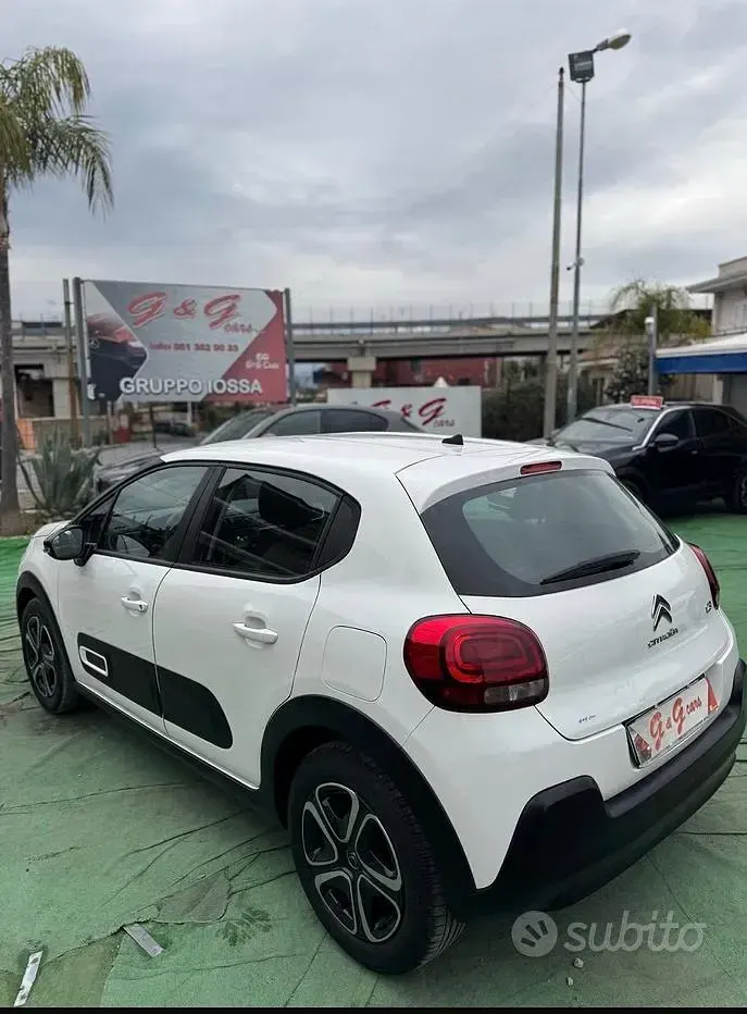 Usata Citroën C3 Shine 102 CV (75 kW) 2020 Bianco Utilitaria