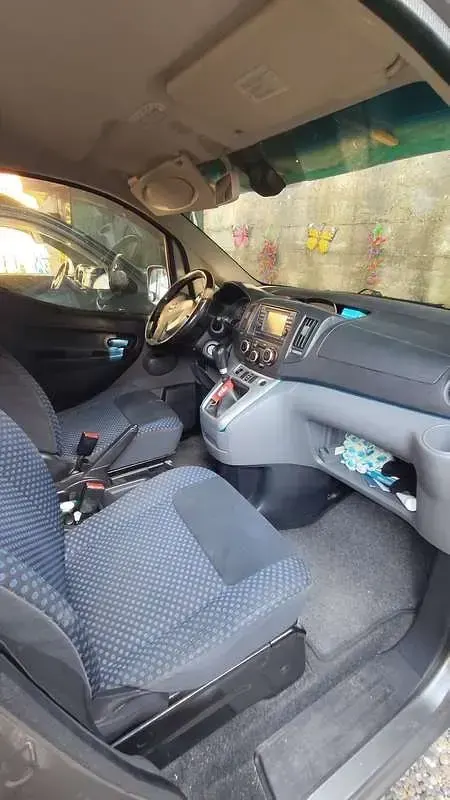 Usata Nissan Evalia Acenta 90 CV (66 kW) 2011 Grigio Monovolume