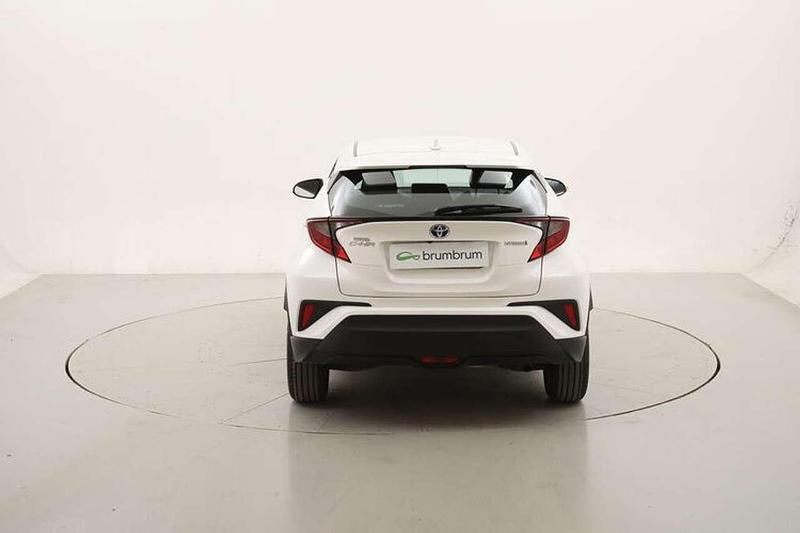 Usata Toyota C-HR Business Edition 122 CV (89 kW) 2020 Bianco SUV