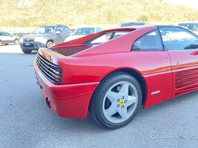 Usata Ferrari 348 300 CV (220 kW) 1991 Rosso Cabrio