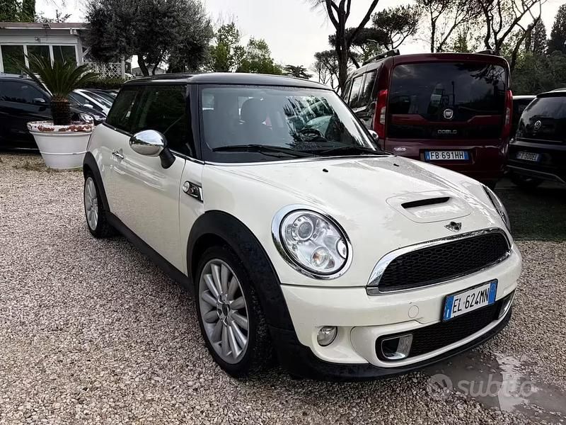 Usata Mini Cooper SD 143 CV (105 kW) 2011 Bianco Utilitaria