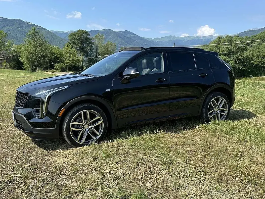 Usata Cadillac XT4 230 CV (169 kW) 2023 SUV