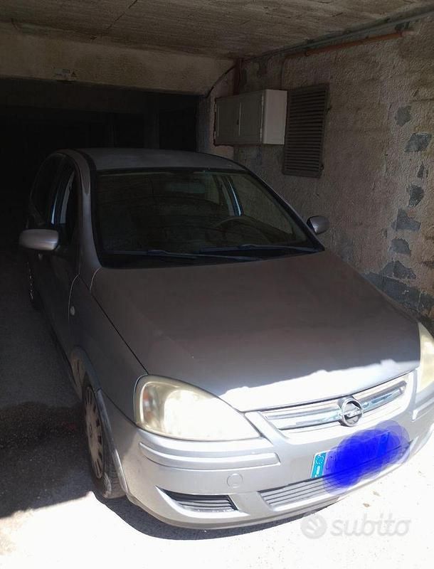 Occasion Opel Corsa 69 ch (50 kW) 2005 Gris Citadine