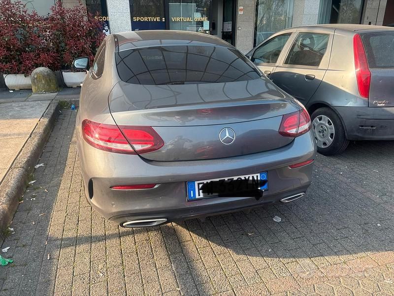 Usata Mercedes C220 2019 Grigio Coupé