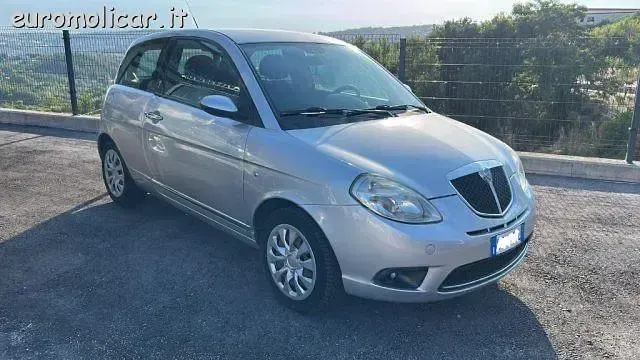 Usata Lancia Ypsilon 75 CV (55 kW) 2007 Utilitaria