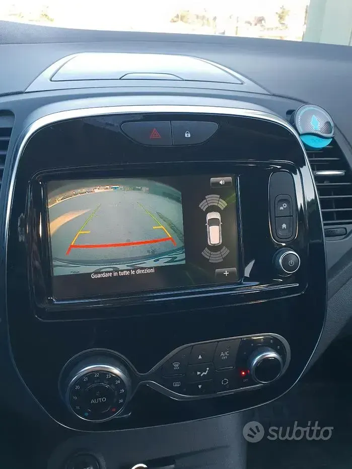 Usata Renault Captur 110 CV (80 kW) 2017 Nero SUV