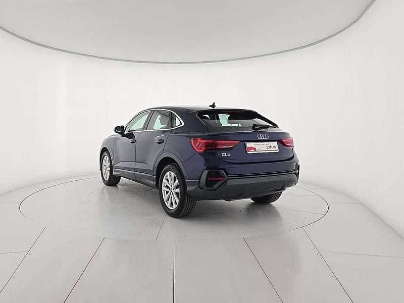 Usata Audi Q3 150 CV (110 kW) 2024 Blu/azzurro SUV